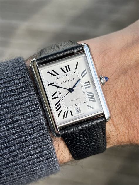 cartier must tank 2022